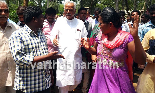 ದಿಡ್ಡಳ್ಳಿ ಜಾಗ ಪರಿಶೀಲನೆ : ಕಂದಾಯ ಭೂಮಿಯಾಗಿದ್ದರೆ ಹಕ್ಕುಪತ್ರ ; ಸಚಿವ ಕಾಗೋಡು ಭರವಸೆ